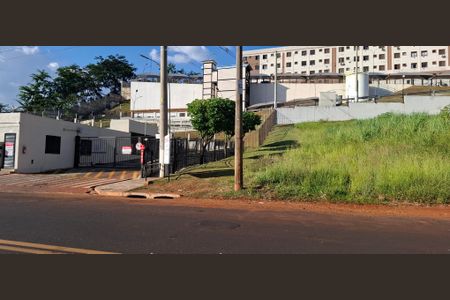 Apartamento para alugar com 42m², 2 quartos e 1 vaga Apartamento para alugar com 42m², 2 quartos e 1 vagaFachada do Condomínio