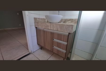Apartamento para alugar com 42m², 2 quartos e 1 vaga Apartamento para alugar com 42m², 2 quartos e 1 vagaBanheiro