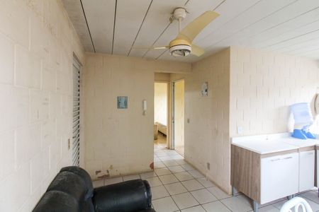 Sala de apartamento para alugar com 2 quartos, 39m² em Estância Velha, Canoas