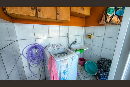 Casa à venda com 900m², 3 quartos e 4 vagas Casa à venda com 900m², 3 quartos e 4 vagasCasa 3