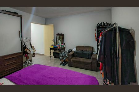 Casa à venda com 900m², 3 quartos e 4 vagas Casa à venda com 900m², 3 quartos e 4 vagasCasa 2