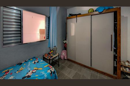 Casa à venda com 900m², 3 quartos e 4 vagas Casa à venda com 900m², 3 quartos e 4 vagasCasa 2