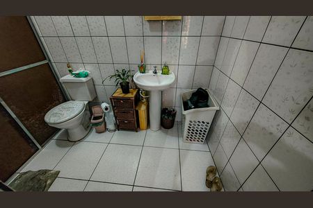 Casa à venda com 900m², 3 quartos e 4 vagas Casa à venda com 900m², 3 quartos e 4 vagasCasa 2