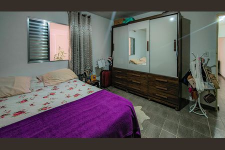 Casa à venda com 900m², 3 quartos e 4 vagas Casa à venda com 900m², 3 quartos e 4 vagasCasa 2
