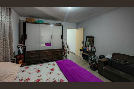 Casa à venda com 900m², 3 quartos e 4 vagas Casa à venda com 900m², 3 quartos e 4 vagasCasa 2
