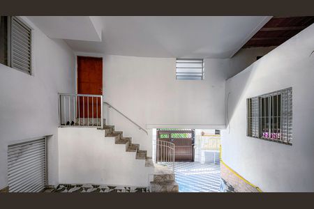 Casa à venda com 900m², 3 quartos e 4 vagas Casa à venda com 900m², 3 quartos e 4 vagasQuintal