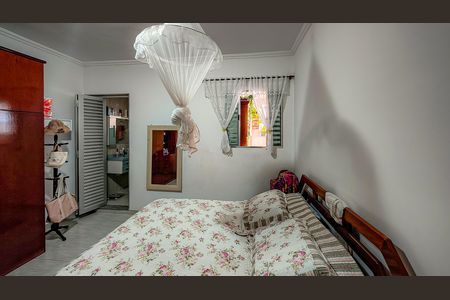 Casa à venda com 900m², 3 quartos e 4 vagas Casa à venda com 900m², 3 quartos e 4 vagasSuíte 3