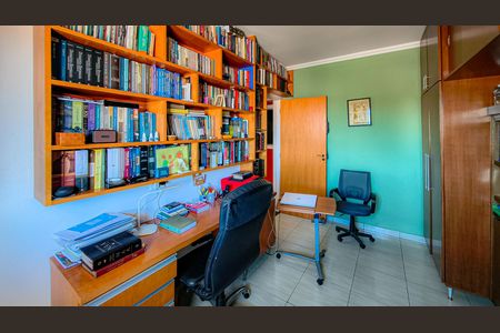Casa à venda com 900m², 3 quartos e 4 vagas Casa à venda com 900m², 3 quartos e 4 vagasSuíte 1