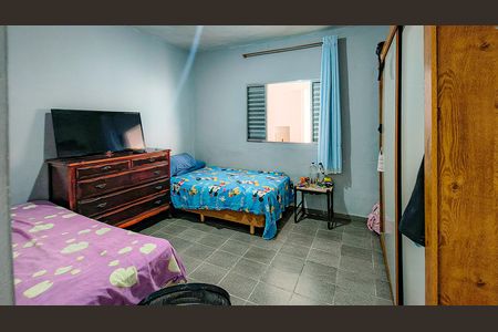 Casa à venda com 900m², 3 quartos e 4 vagas Casa à venda com 900m², 3 quartos e 4 vagasCasa 2