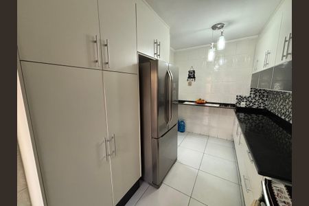 Casa à venda com 100m², 2 quartos e 2 vagasCozinha