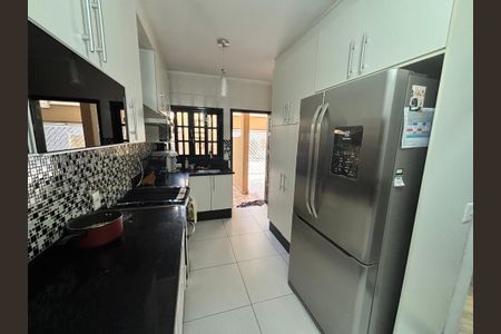 Casa à venda com 100m², 2 quartos e 2 vagasCozinha