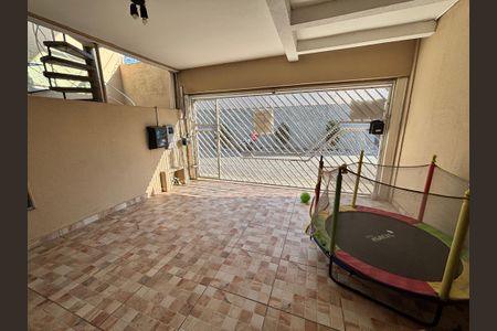 Casa à venda com 100m², 2 quartos e 2 vagasGaragem