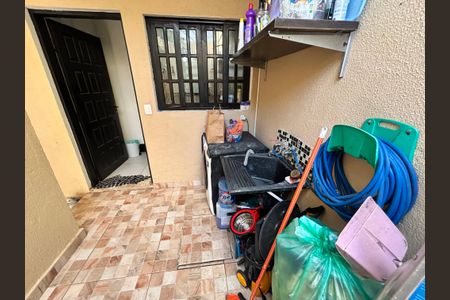 Casa à venda com 100m², 2 quartos e 2 vagasÁrea de Serviço