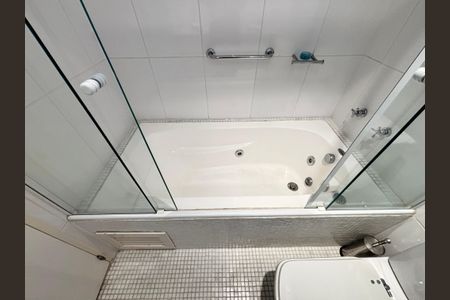 Banheiro de apartamento à venda com 2 quartos, 112m² em Itaim Bibi, São Paulo