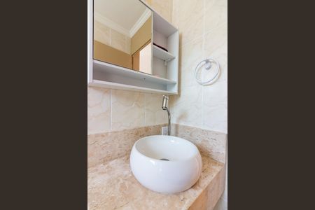 Apartamento para alugar com 60m², 2 quartos e 1 vagaBanheiro 