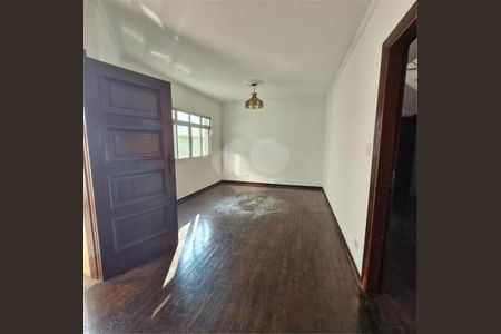 Casa à venda com 170m², 4 quartos e sem vaga