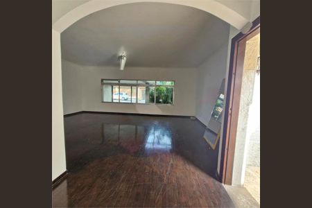 Casa à venda com 170m², 4 quartos e sem vaga