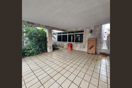 Casa à venda com 170m², 4 quartos e sem vaga