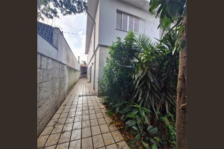 Casa à venda com 170m², 4 quartos e sem vaga
