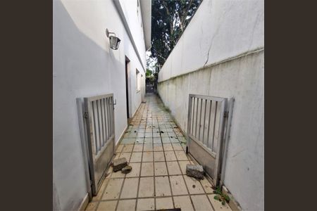 Casa à venda com 170m², 4 quartos e sem vaga