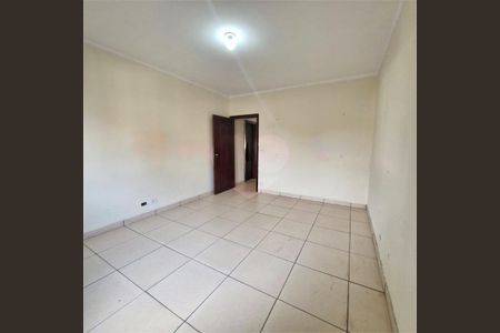 Casa à venda com 170m², 4 quartos e sem vaga
