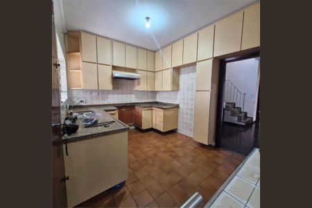 Casa à venda com 170m², 4 quartos e sem vaga