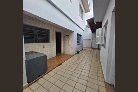 Casa à venda com 170m², 4 quartos e sem vaga
