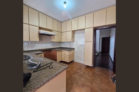 Casa à venda com 170m², 4 quartos e sem vaga
