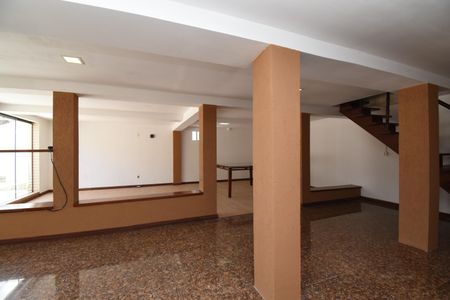 Casa para alugar com 280m², 6 quartos e 9 vagasCozinha e Sala de Jantar