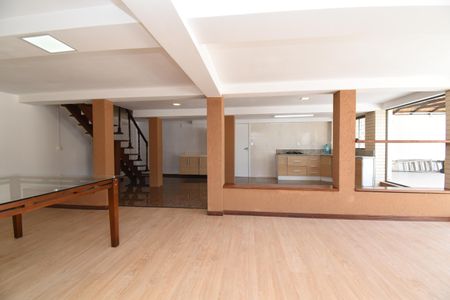 Casa para alugar com 280m², 6 quartos e 9 vagasCozinha e Sala de Jantar