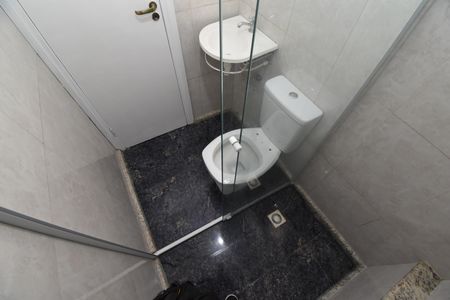 Casa para alugar com 280m², 6 quartos e 9 vagasBanheiro 3