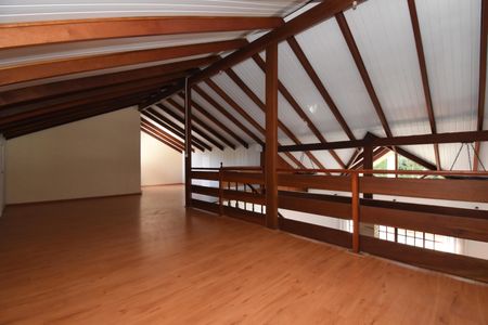 Casa para alugar com 280m², 6 quartos e 9 vagasÁtico