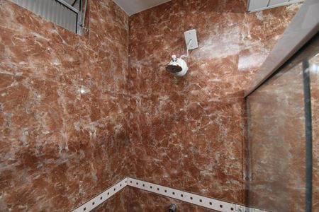 Casa para alugar com 280m², 6 quartos e 9 vagasBanheiro 2