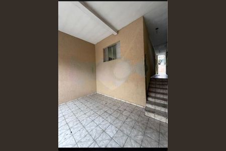 Casa à venda com 72m², 3 quartos e 2 vagas
