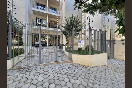 Apartamento à venda com 60m², 2 quartos e 1 vaga Apartamento à venda com 60m², 2 quartos e 1 vagaFachada