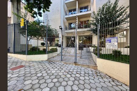Apartamento à venda com 60m², 2 quartos e 1 vaga Apartamento à venda com 60m², 2 quartos e 1 vagaFachada