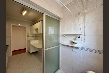 Apartamento à venda com 60m², 2 quartos e 1 vaga Apartamento à venda com 60m², 2 quartos e 1 vagaÁrea de Serviço