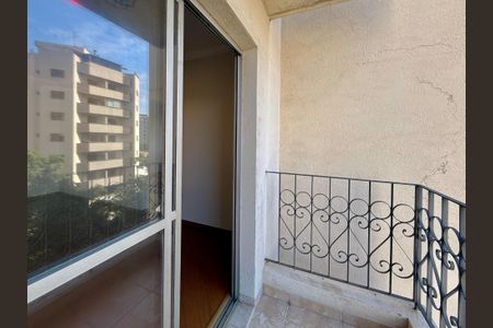 Apartamento à venda com 60m², 2 quartos e 1 vaga Apartamento à venda com 60m², 2 quartos e 1 vagaSacada