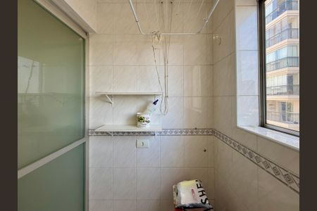 Apartamento à venda com 60m², 2 quartos e 1 vaga Apartamento à venda com 60m², 2 quartos e 1 vagaÁrea de Serviço