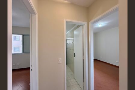 Apartamento à venda com 60m², 2 quartos e 1 vaga Apartamento à venda com 60m², 2 quartos e 1 vagaCorredor Quartos