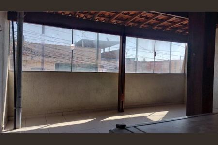 Casa à venda com 2 quartos, 125m² em Jardim Almeida Prado, São Paulo