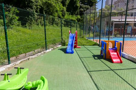 Apartamento à venda com 44m², 2 quartos e sem vagaÁrea comum - Playground