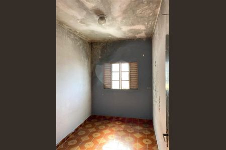 Casa à venda com 3 quartos, 170m² em Jardim Castro Alves, São Paulo