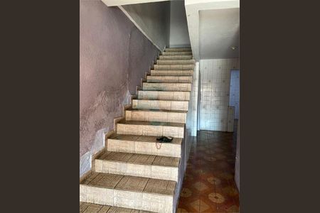 Casa à venda com 3 quartos, 170m² em Jardim Castro Alves, São Paulo