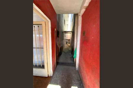 Casa à venda com 3 quartos, 170m² em Jardim Castro Alves, São Paulo