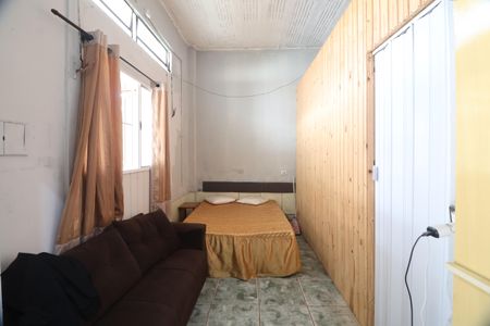Quarto de casa para alugar com 2 quartos, 46m² em Mathias Velho, Canoas