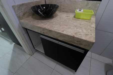 Casa para alugar com 100m², 2 quartos e 2 vagasBanheiro do Quarto 2