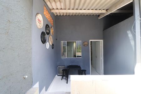 Casa para alugar com 100m², 2 quartos e 2 vagasVaranda