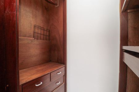 Casa para alugar com 160m², 3 quartos e 3 vagasCloset da suíte 2