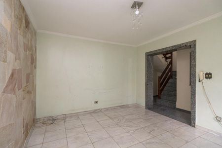 Casa para alugar com 160m², 3 quartos e 3 vagasSala